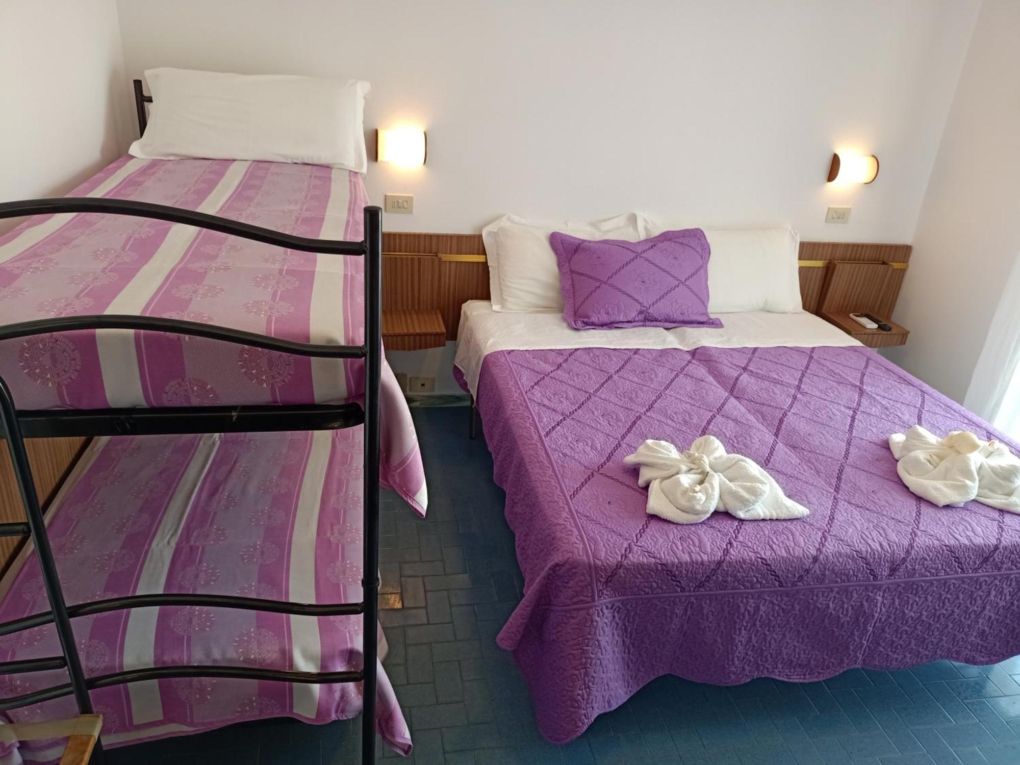 Hotel Sara Cesena Bagian luar foto
