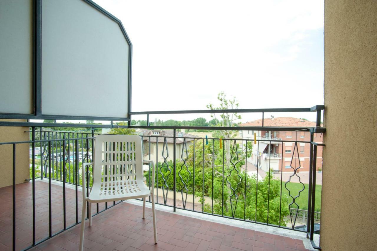 Hotel Sara Cesena Bagian luar foto