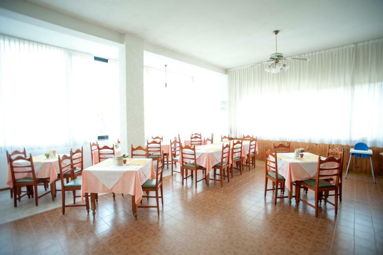 Hotel Sara Cesena Bagian luar foto